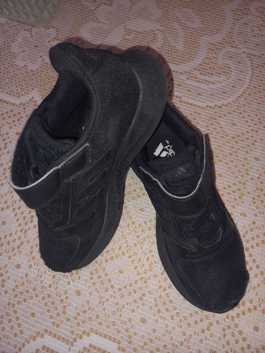 Sapatilhas Adidas 30,5