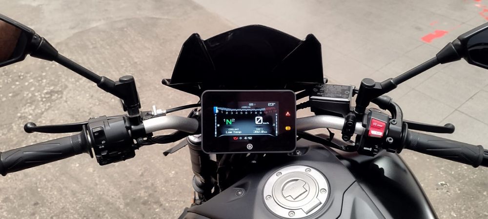 VENDO OU TROCO MT-07 2023/2024 por moto 1000cc