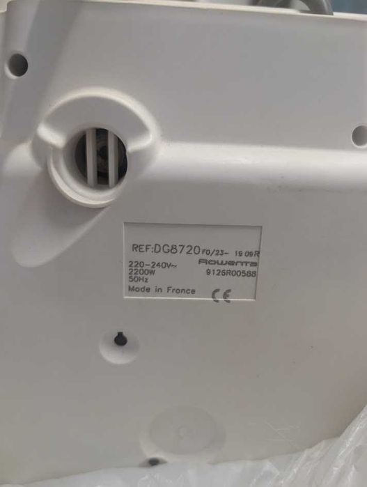 Ferro com gerador de vapor Rowenta Pro Perfect DG8720 2200W