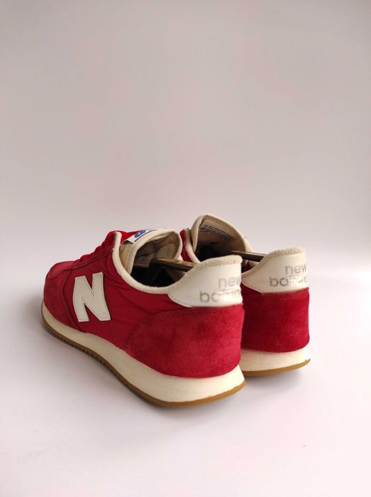 Кросівки New Balance 220