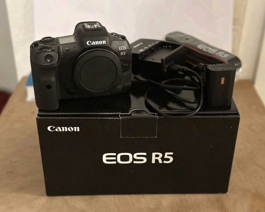 Canon EOS R5 , Gwarancja , Przebieg 31000 , Stan idealny