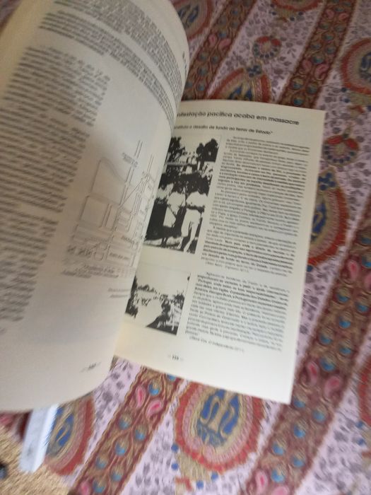 Conjunto de livros sobre Timor