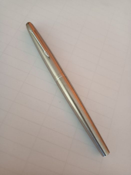 Caneta de aparo Parker 45 em aço