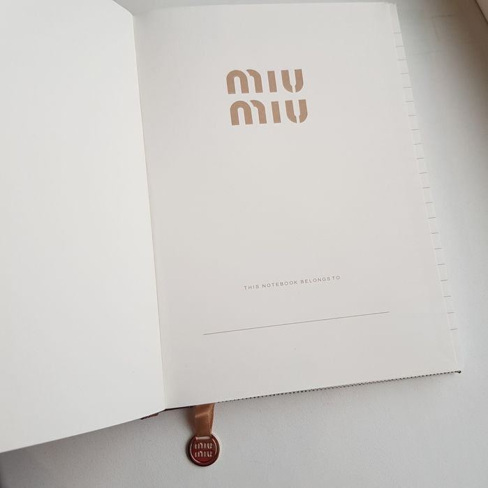 Блокнот miu miu  .
