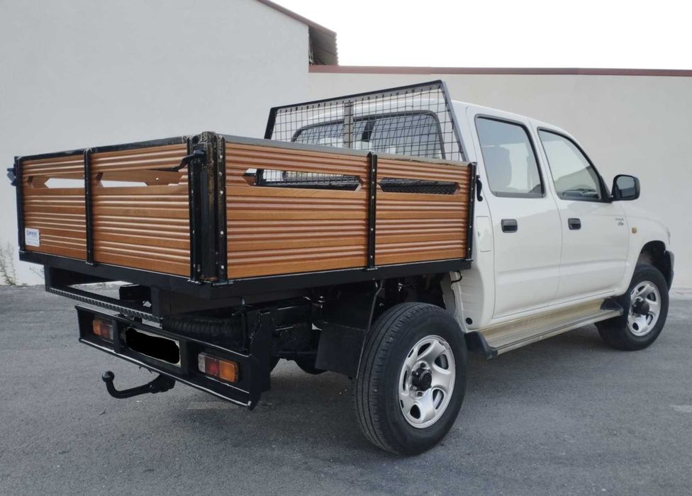 Toyota Hilux 4x4 cabine dupla ano 2004