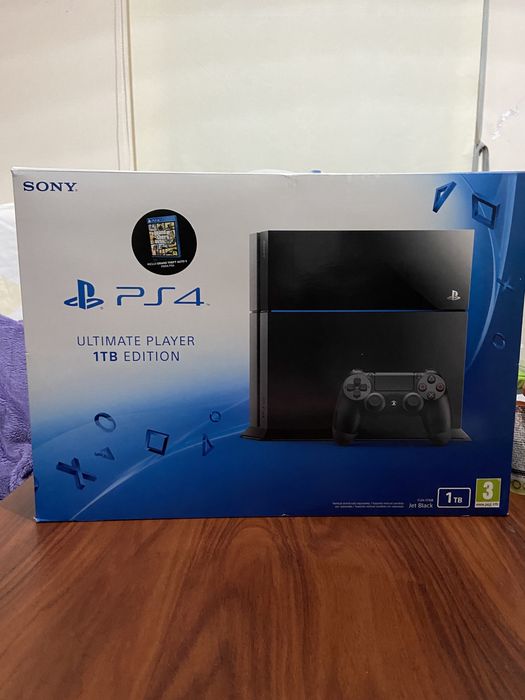 PlayStation 4 (Com caixa)