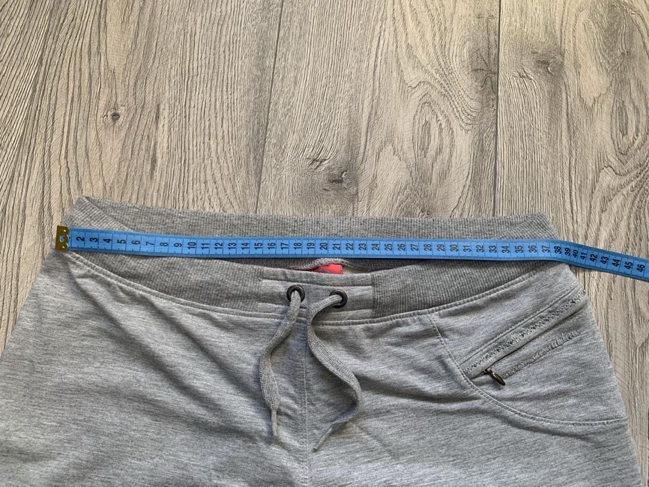 Жіночі спортивні штани