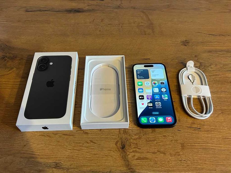 iPhone 16 128GB Czarny Black Komplet 17 Kondycja: 95%