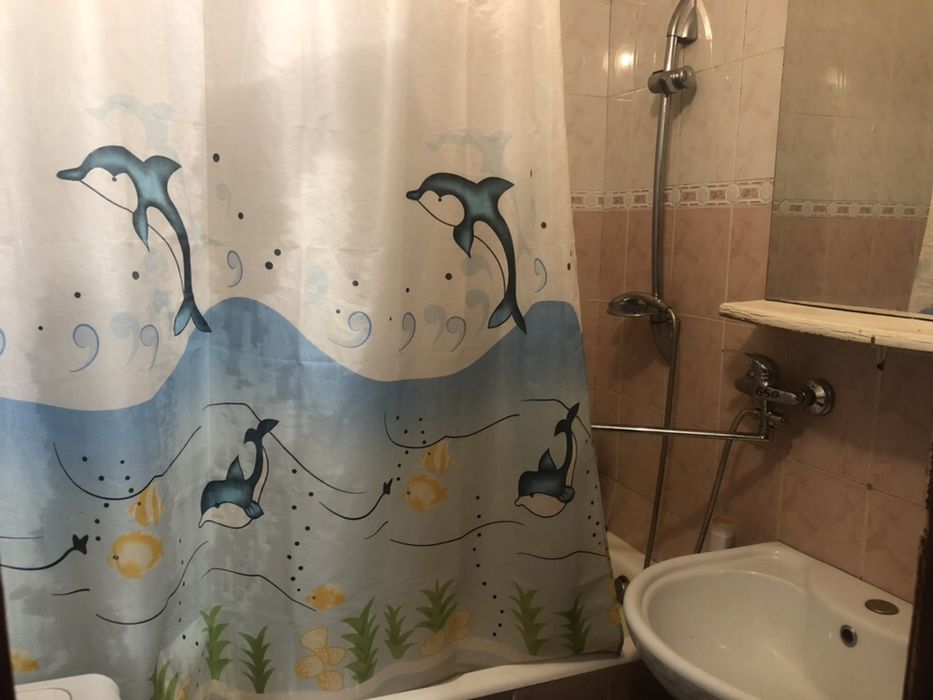 НОВЫЙ ХОСТЕЛ ПОДУШКА в Киеве возле метро АКАДЕМГОРОДОК ( 1мин пешком)