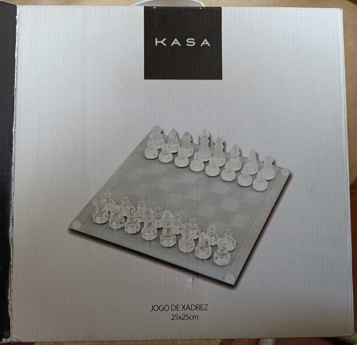 Xadrez em vidro decorativo