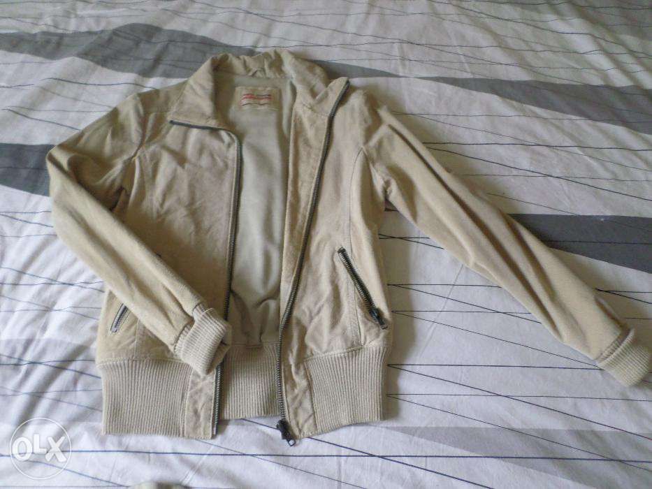 Casaco em camurça novo