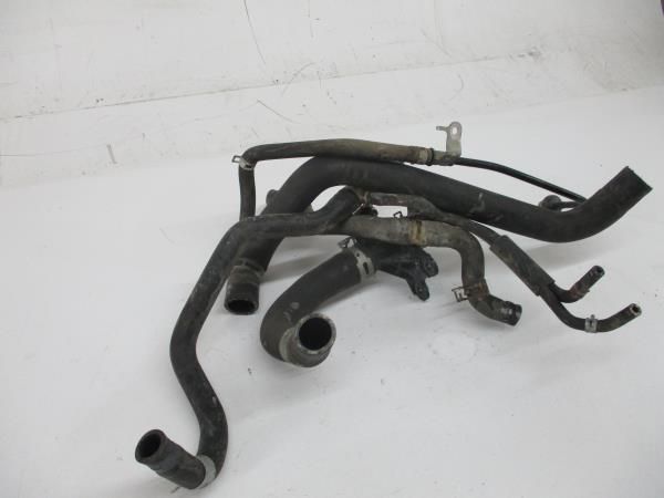 Tubo da água TOYOTA Yaris (_P9_)