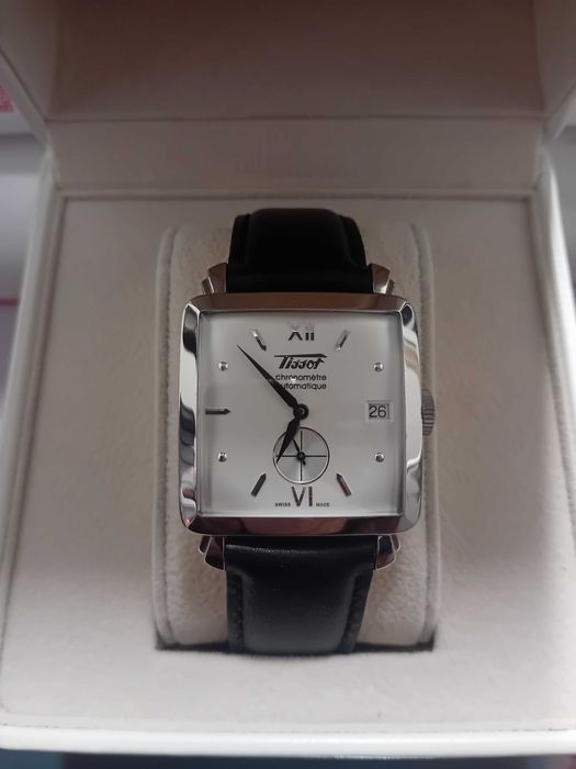 Tissot Heritage cronómetro automático COSC edição limitada