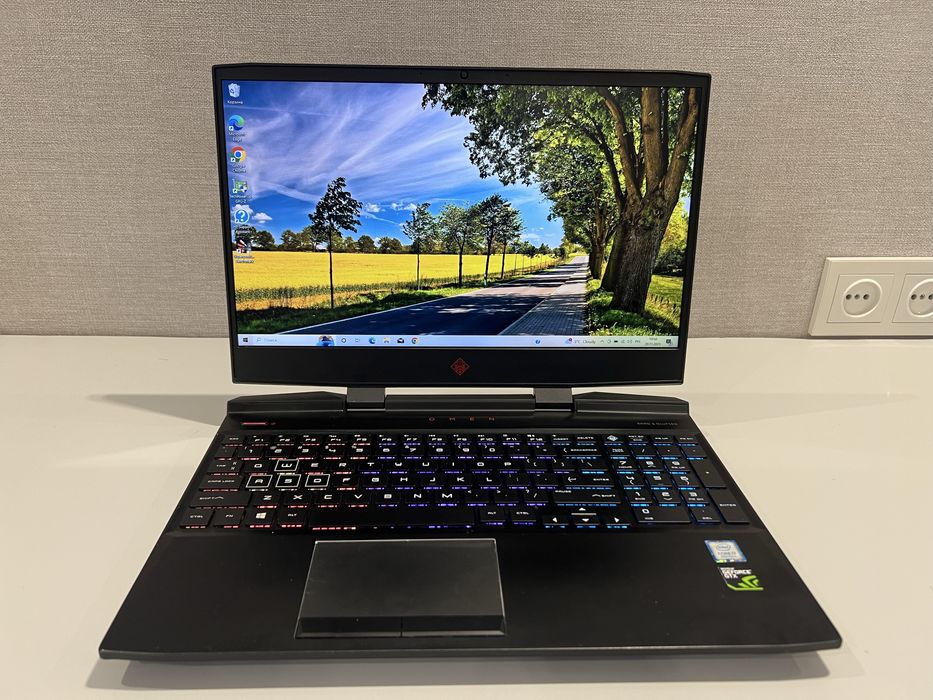 Игровой HP Omen 15-dc0030nr - 15" FHD/i7-8750H/  16Gb/SSD 512/GTX 1060