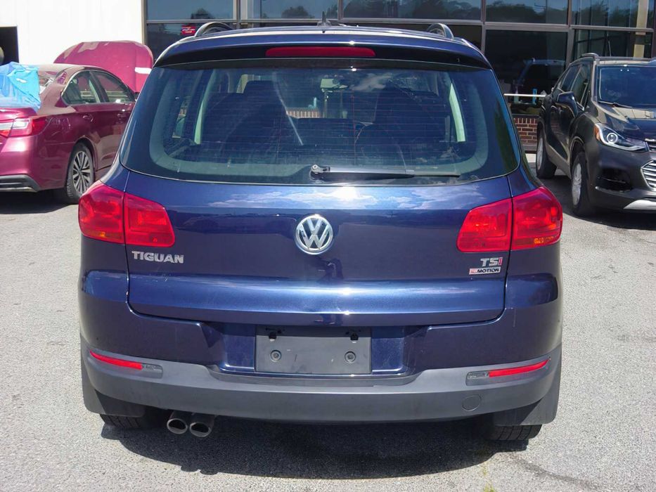 Volkswagen Tiguan S 4Motion      2016