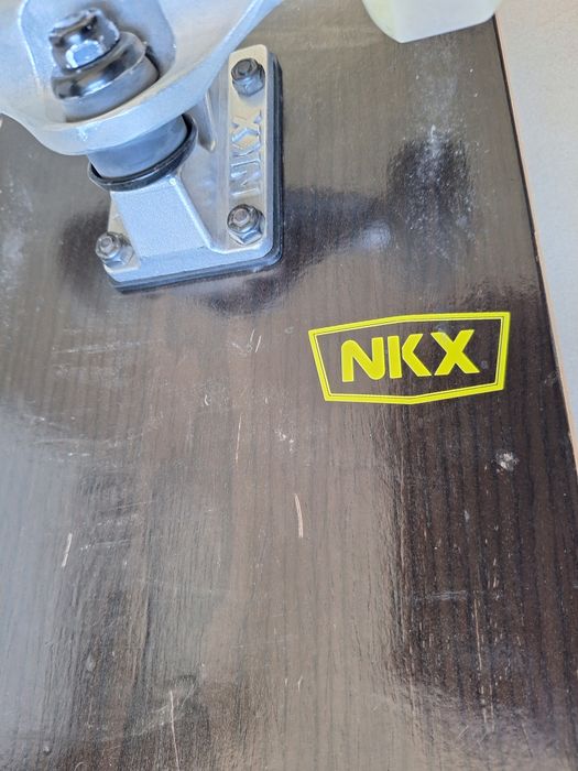 Tabua de skate usado NKX como novo