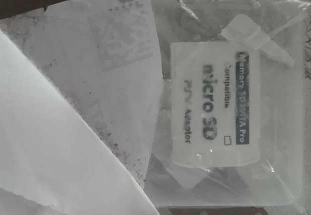 PSVita desbloqueada + adaptador MicroSD e cartão de 32GB ou 128GB