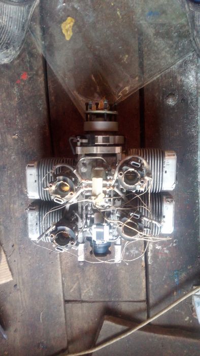 Автопилот. двигун дрона 550 см3.