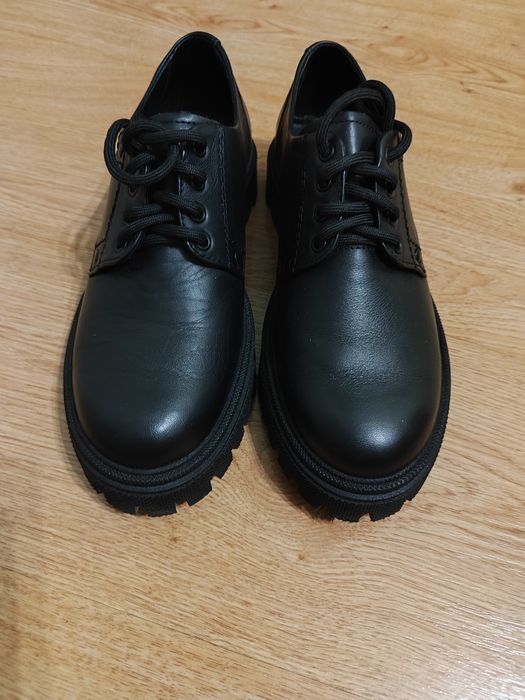 Шкіряні туфлі оксфорди жіночі