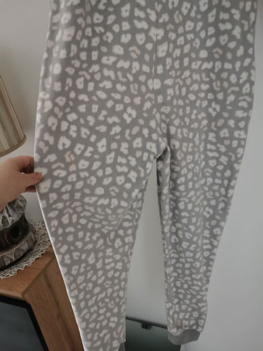 Polarkowa piżama rozm. M Esmara