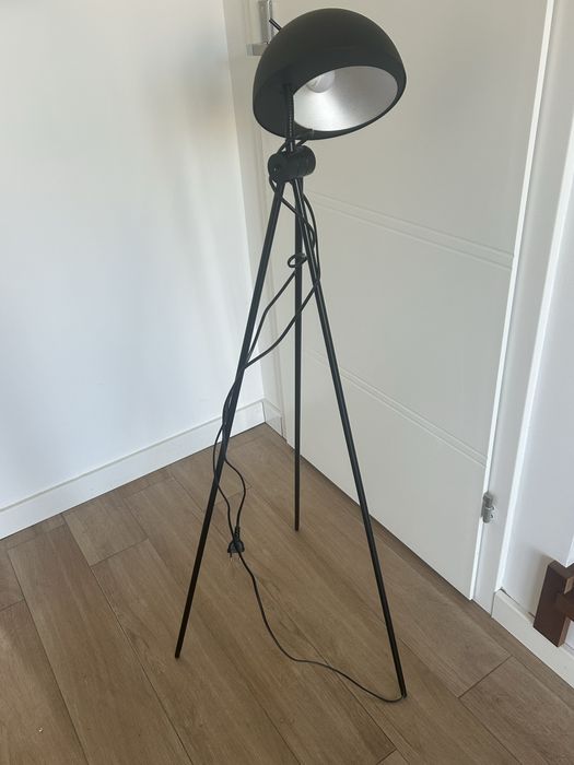 lampa podłogowa Fritz Hansen Radon