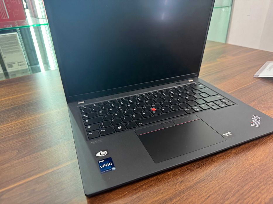 Laptop Lenovo ThinkPad T14S Gen 3 14 " Intel Core i5 16 GB / 512 GB