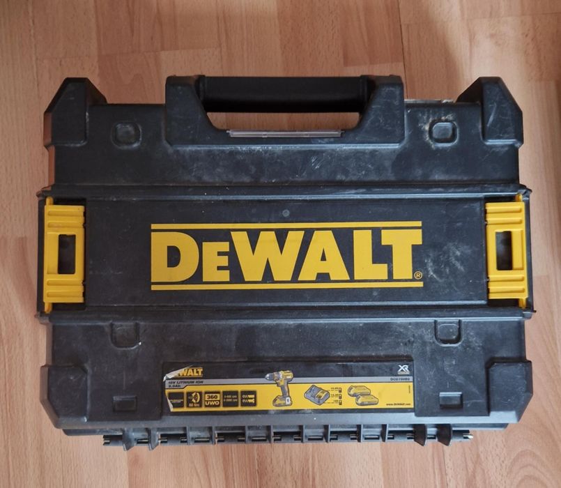 Wkrętarka DeWalt dcd791 plus aku 5ah I ładowarka
