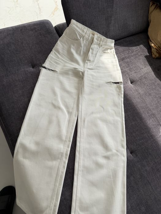 Джинси з розпорками нові match