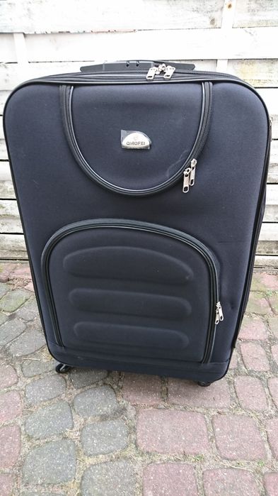 Walizka podróżna srednia  1 szt ultra lekkia nowe