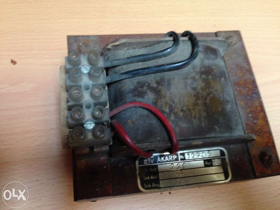 24-Volt, 6.3-Amp Voltage Transformer64751878076674120