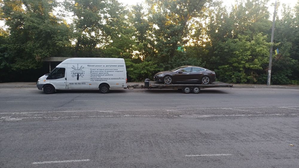 Продам  Лавету 2017 рік