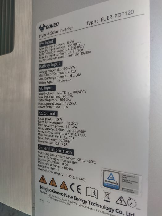Falownik hybrydowy GONEO 12kW, 3-fazowy (wysokonapięciowy).