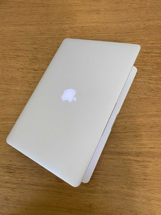 MacBook Pro 15" (2015) | 16 GB RAM | 256 GB SSD | Bardzo dobry stan