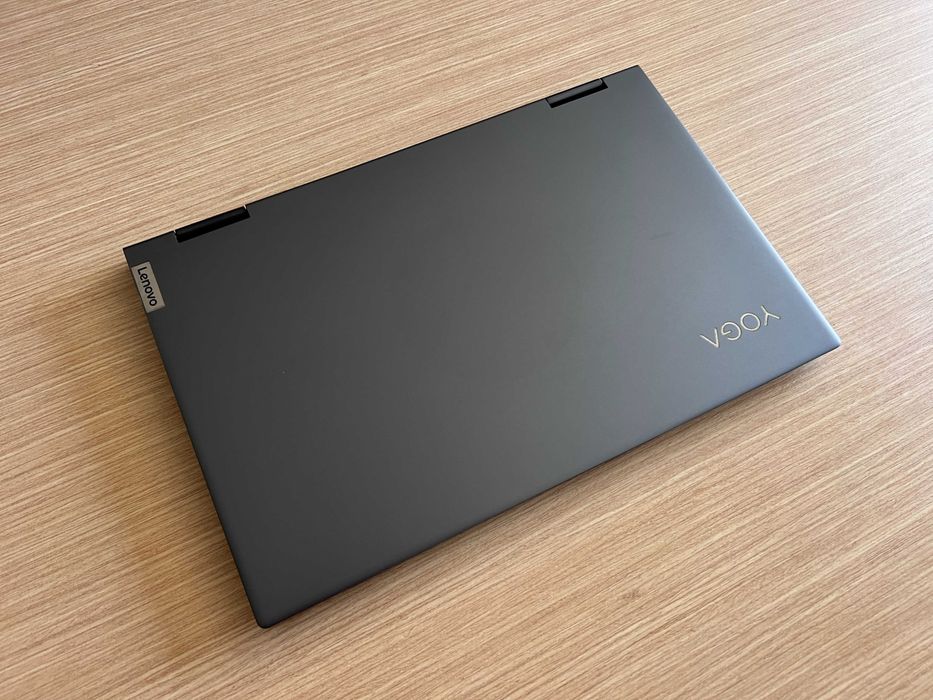 Lenovo Yoga 7 14" (Intel i7 / 16GB RAM / 1TB SSD) – Ecrã Tátil 2-em-1