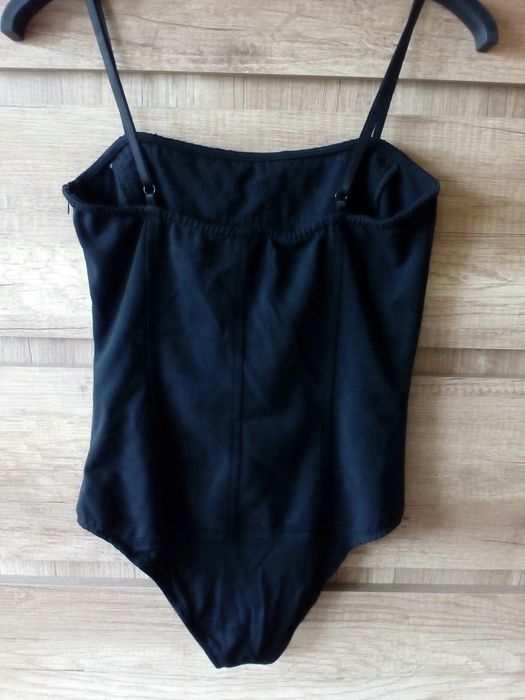 Body Zara falbanki S