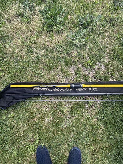 Shimano Beastmaster 450 CXH – Cana de Pesca em Carbono (Como Nova)