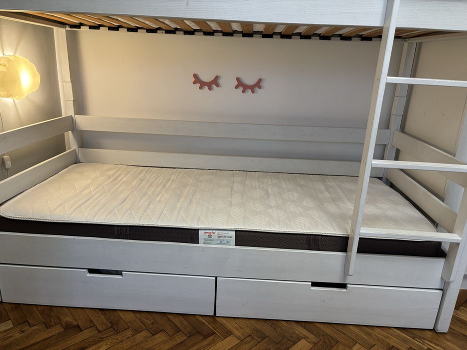 Ліжко дитяче двоярусне-двоповерхове масив дуба