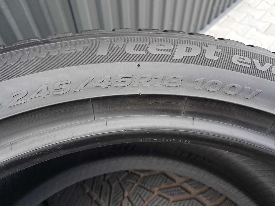Резина зимова, 245/45 R18 Hankook Winter I'Cept Evo 3 (арт. 14770)