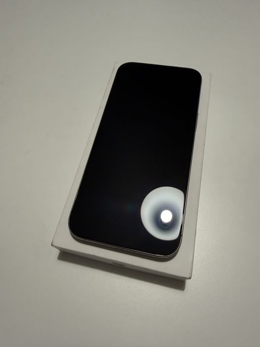 iPhone 16 Pro Max - 256GB - Titanio Natural
