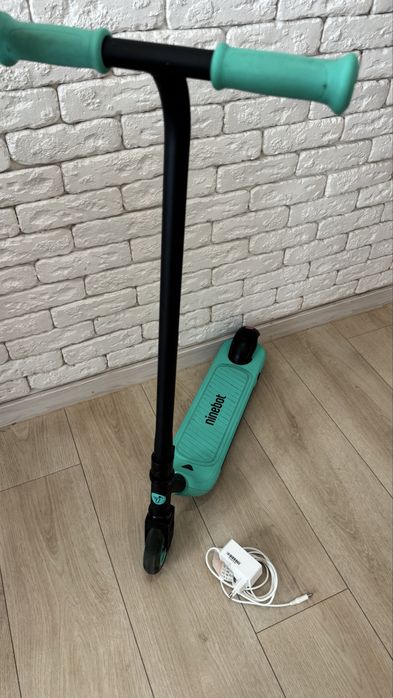 Електросамокат Segway Ninebot A6 дитячий