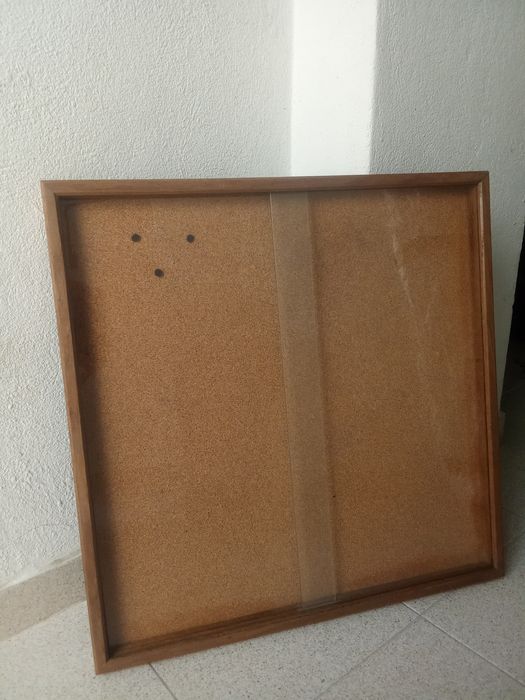Quadro expositor de mensagens