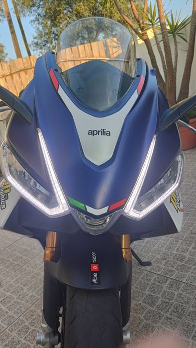 Aprilia RS 660 Tribute (Edição Limitada) – 2023 | 15.753 km | Como Nova