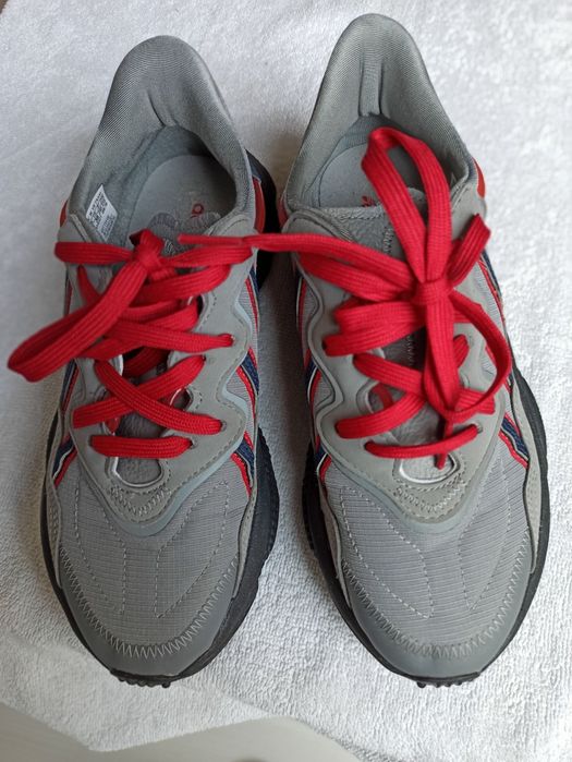 Buty sportowe firmy Adidas rozmiar 38