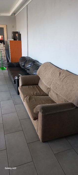 Dois Sofás usados Évora de Alcobaça • OLX.pt
