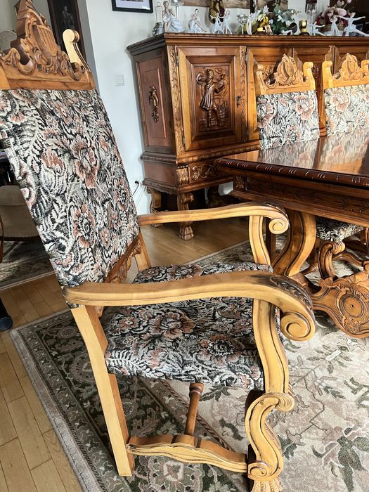 Zestaw ręcznie rzeźbionych dębowych mebli