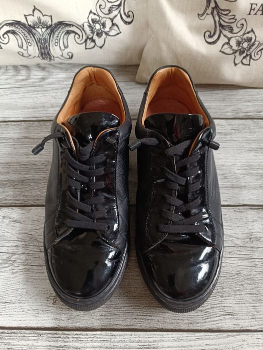 Czarne buty sportowe Kazar 38 skóra naturalna