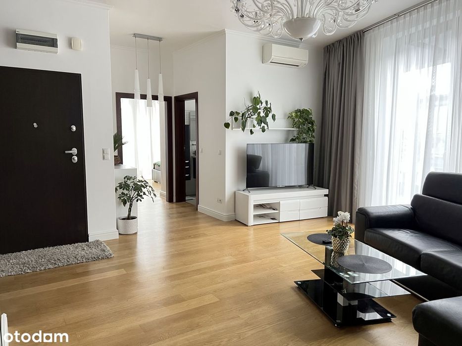 Apartament na Saskiej Kępie | Taras 25 m2 | Wys. 3m | Stadion Narodowy
