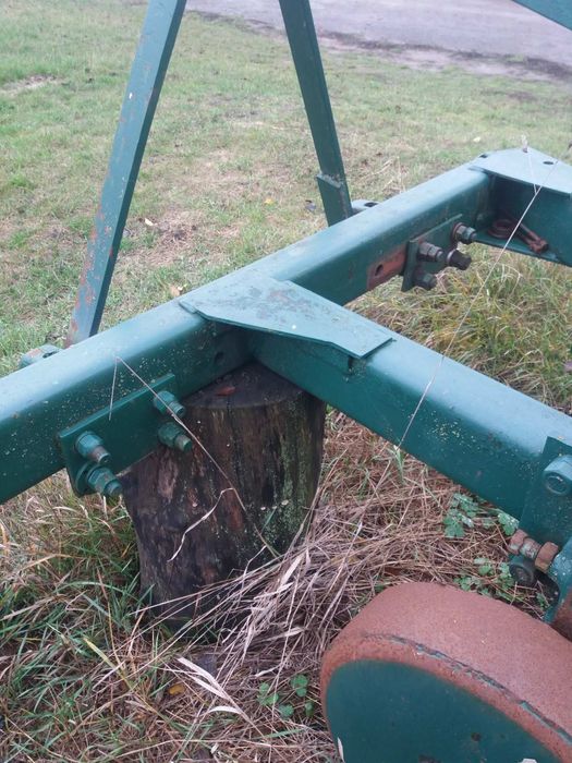 Плуг до трактора т 150