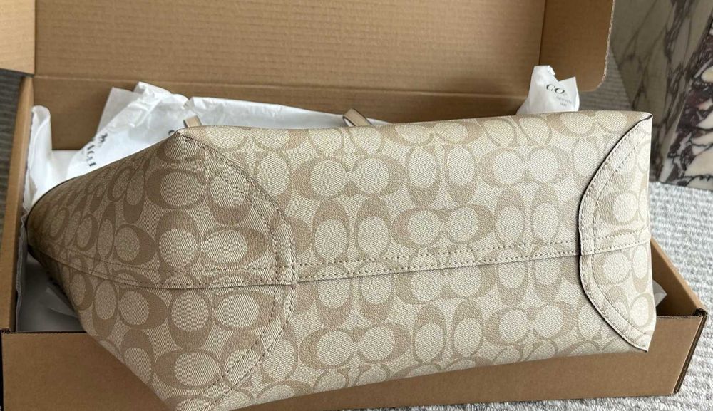 Сумка Coach tote city