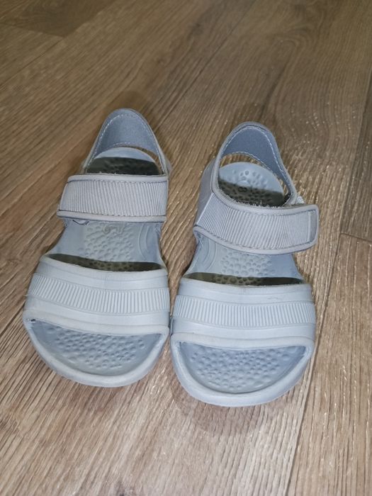 Босоніжки з піни від Next 25 розмір